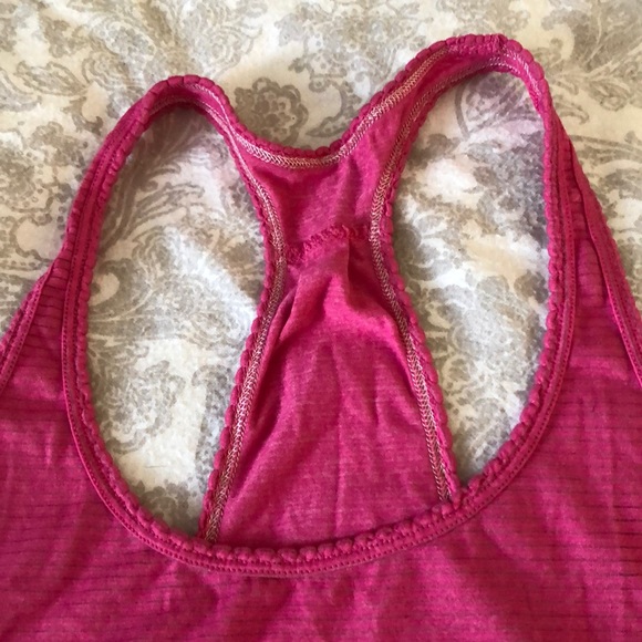 Lululemon 105 F Singlet in Heathered Bumble Berry - Picture 8 of 9